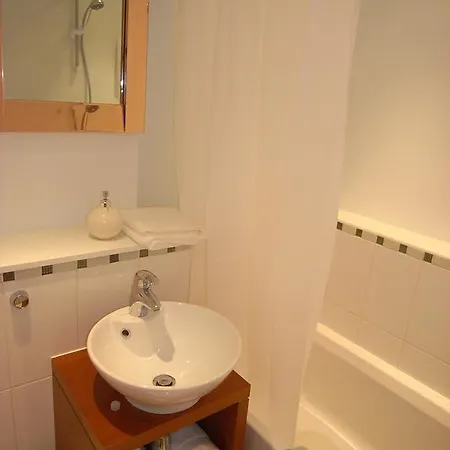St Enoch Apartment *