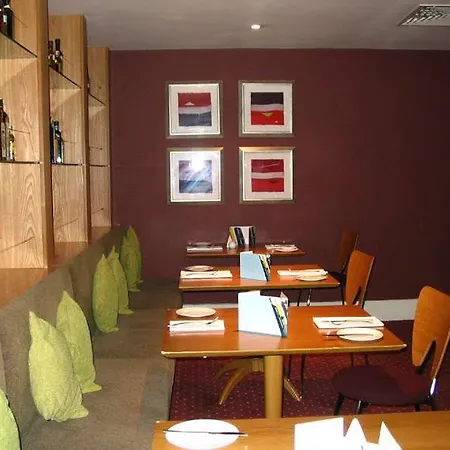 Premier Centre - Argyle Street Glasgow