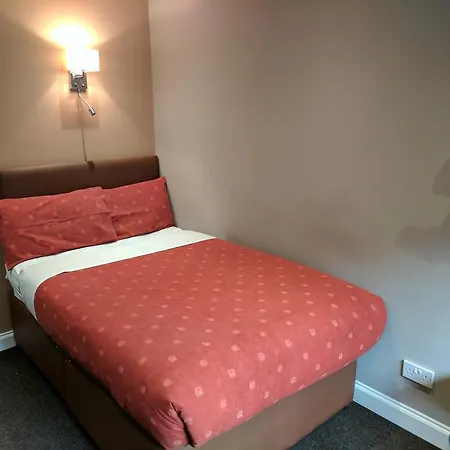 The Kelvin West End Guest house 2*