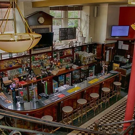 Hotel Celentano's Restaurant With 3*