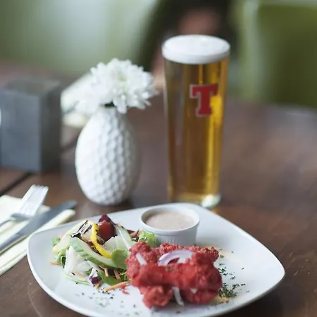 The Fullarton Park Otel 2*