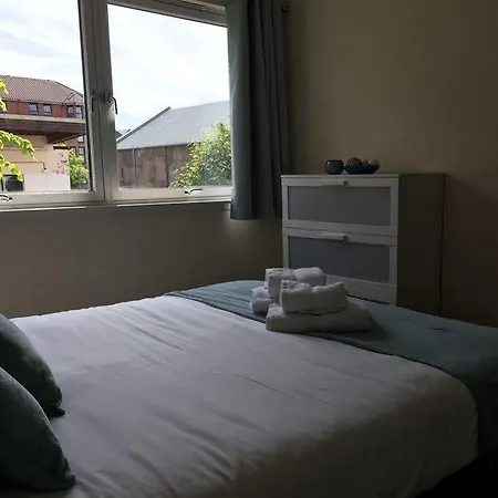 Clyde Waterfront Hotel 3*