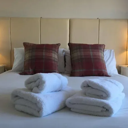 Clyde Waterfront Hotel