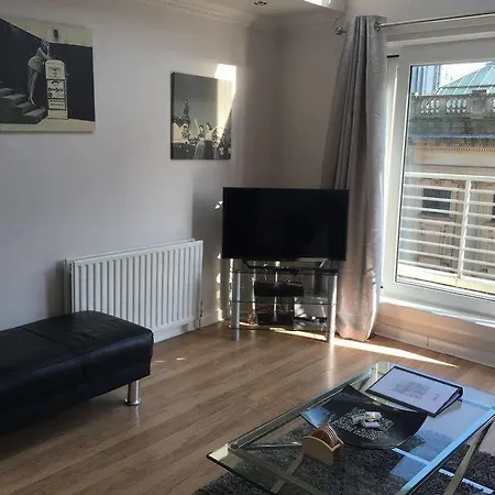 Hotel Clyde Waterfront 3*