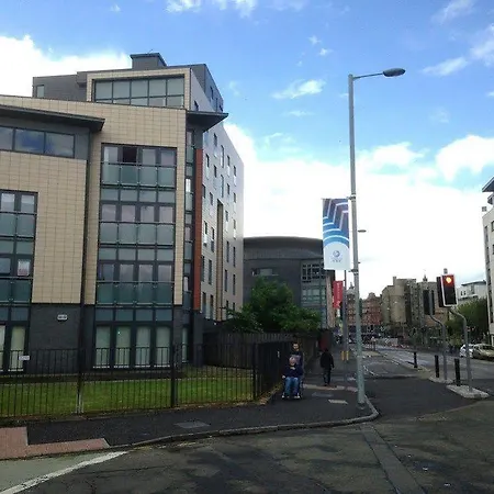 Hotel Clyde Waterfront 3*