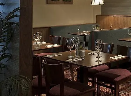 The Orchard Park 3*