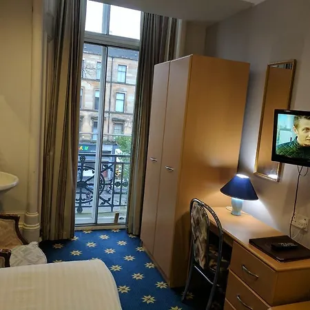 Guest house The Kelvin West End 2*