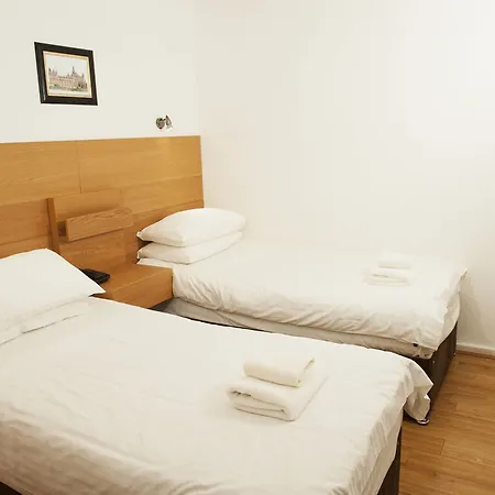 Charing Cross Affittacamere 3*