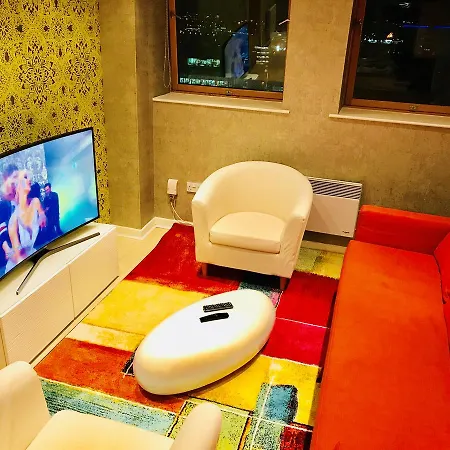 Daire Station Skyline With Parking *