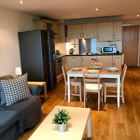 River Heights Glasgow