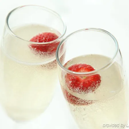 Hilton Garden Centre Hotel