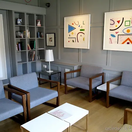 Grasshopper Hotel 3*