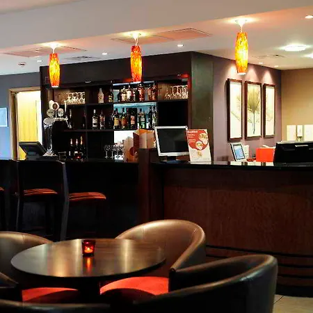 Hotel Premier Braehead 3*