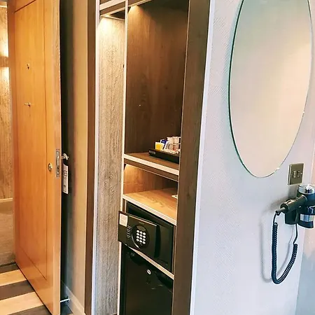 Rennie Mackintosh - Station 3* Glasgow