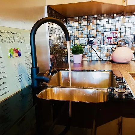 Daire Station Skyline With Parking *