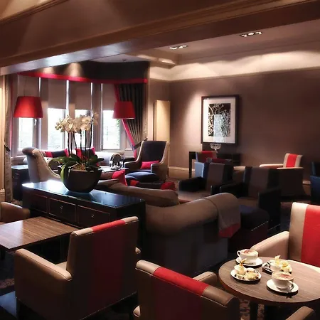 Western Garfield House 3* Chryston