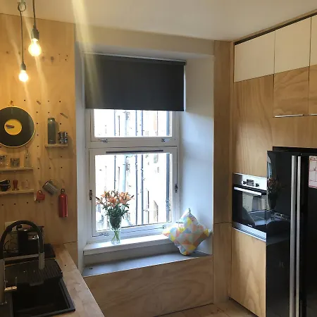 Apartment Anchored - Unique In Glasgow's West End Glasgow