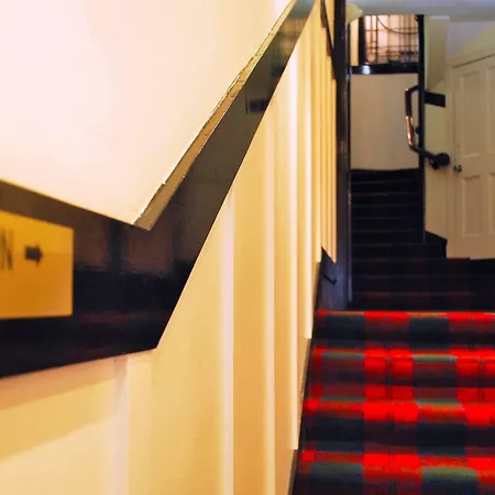 Hotel Rennie Mackintosh - Station 3*