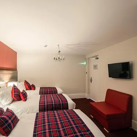 Hotel Royal West End 3*