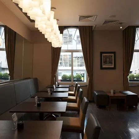 ホテル Arthouse - Fully Refurbished 4*