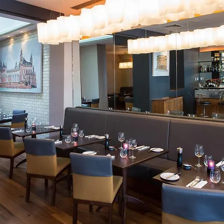 Отель Arthouse 4*