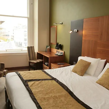 Hotel Acorn 3*