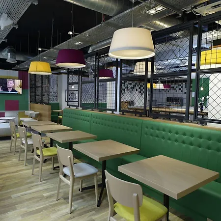 Ibis Styles Centre George Square Hotel 3*