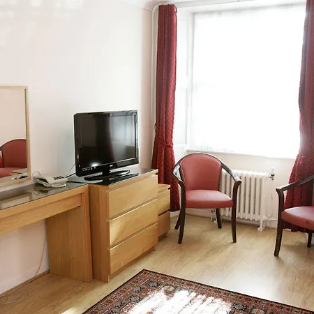 Clifton 3* Glasgow
