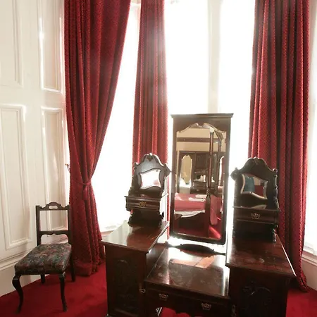 Penzion Clifton 3*
