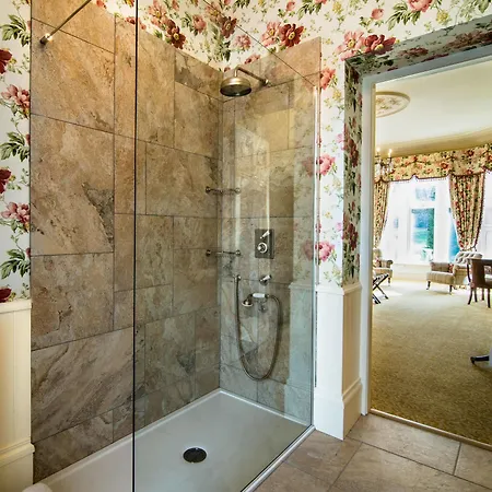 Crossbasket Castle & Restaurant 5* High Blantyre