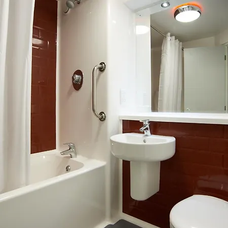 Hotel Travelodge Queen Street Glasgow