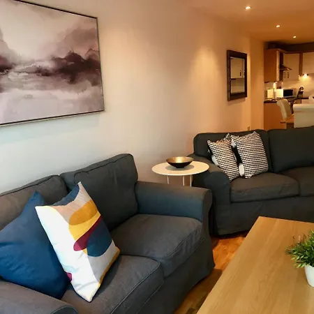 River Heights * Glasgow