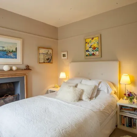 Finglen House Bed & Breakfast Clachan of Campsie