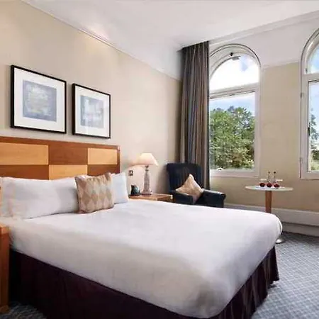 Grosvenor Hotel