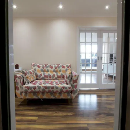 Apartment Luxury 2bd Penthouse Private Lift & Swimming Pool