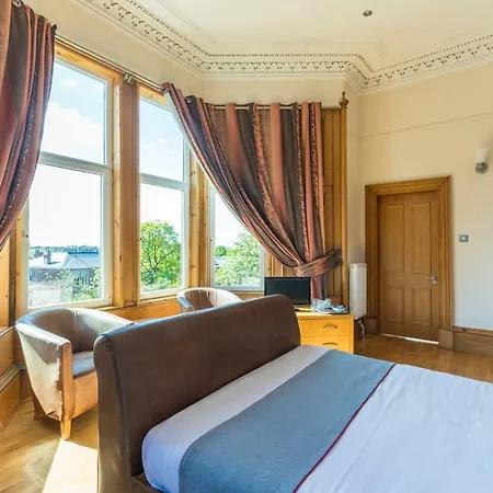 Hotel Redstone Uddingston