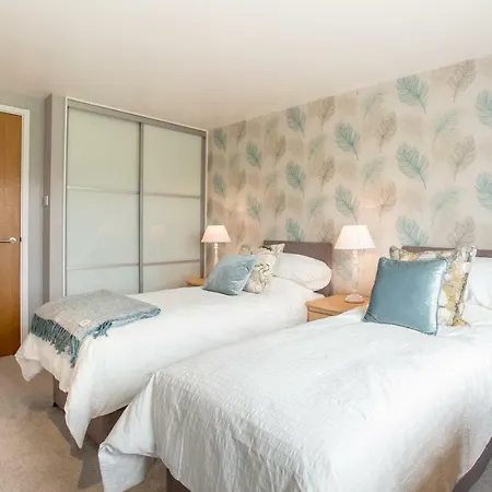 Lomond Serviced Apartments- Merchant's * Glasgow