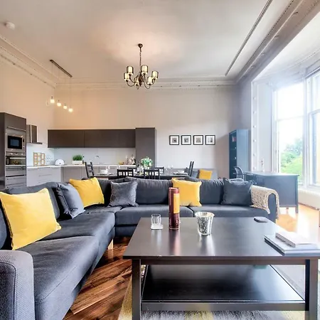 32 Victoria Crescent Road Γλασκώβη