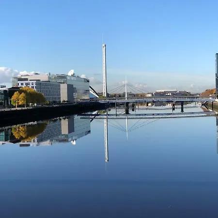 Arcview - Sec Hydro Two Bed Flat With Free Parking And Great View