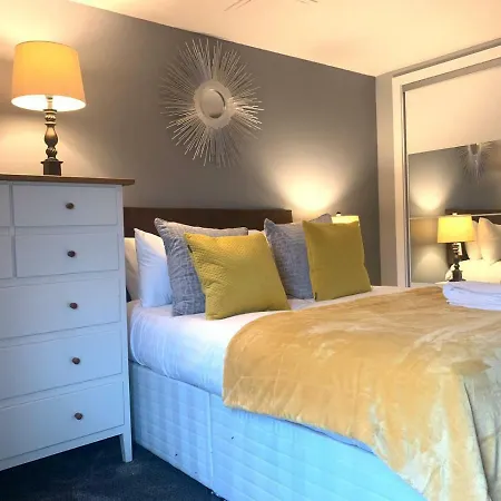 Merchant Modern 1 Bed Executive Flat