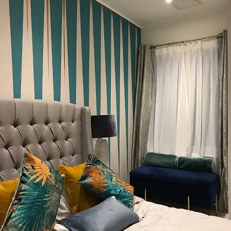 2 Bed Chic In Centre * Glasgow