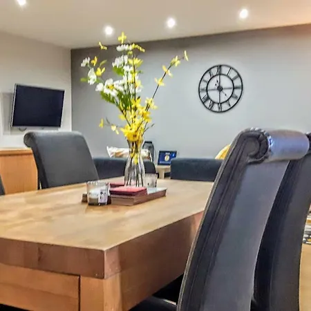 Apartman Elegant Near Secc/hydro In Finnieston, Glasgow
