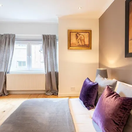 Charing Cross 3 - 4bed-historical - Townhouse In City *