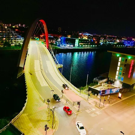 Centre - The Penthouse With Riverviews - グラスゴー
