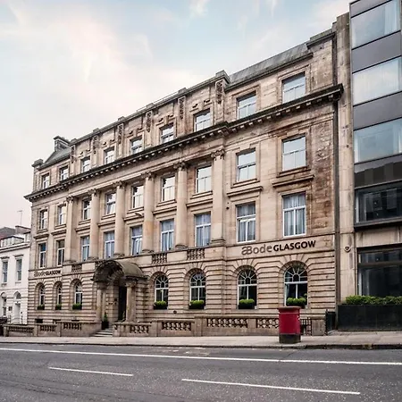 Отель Arthouse 4*