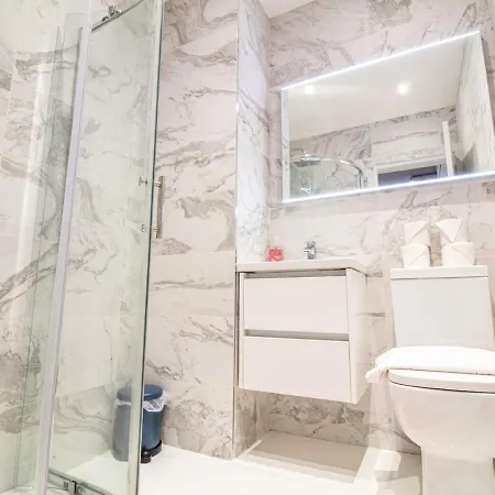 Appartamento Modern 1br In Heart Of West End *