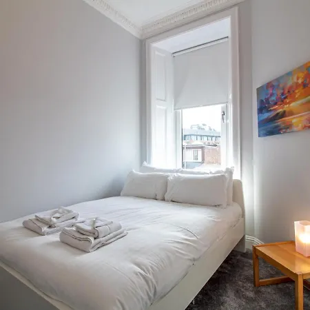 Modern 1br In Heart Of West End Appartamento