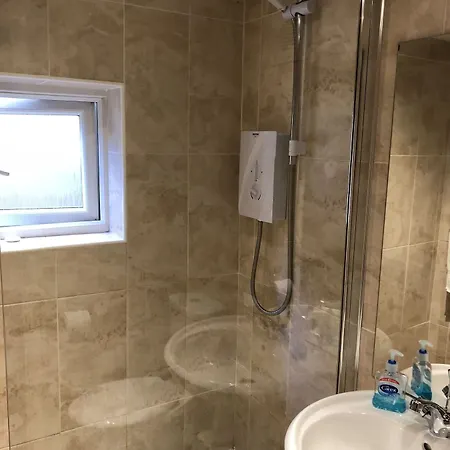 Onslow 3* Glasgow