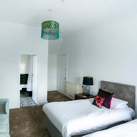 Hotel Oyo Lochinvar Glasgow