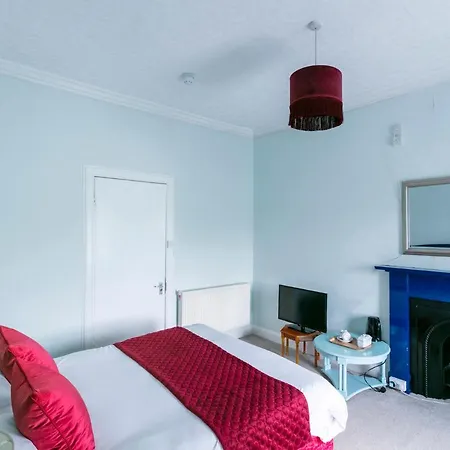 Oyo Lochinvar 2* Glasgow